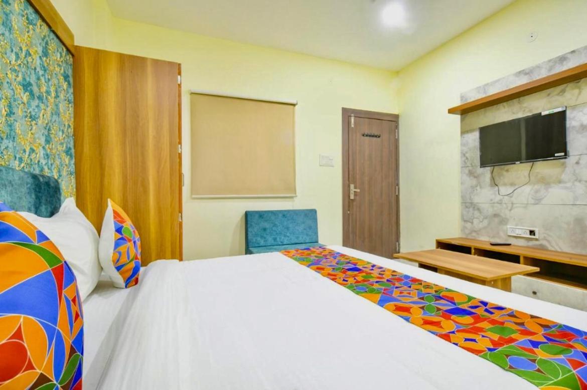 Homestay Great Divine - Location- In House Parking- Free 5g Wifi Vrindavan
