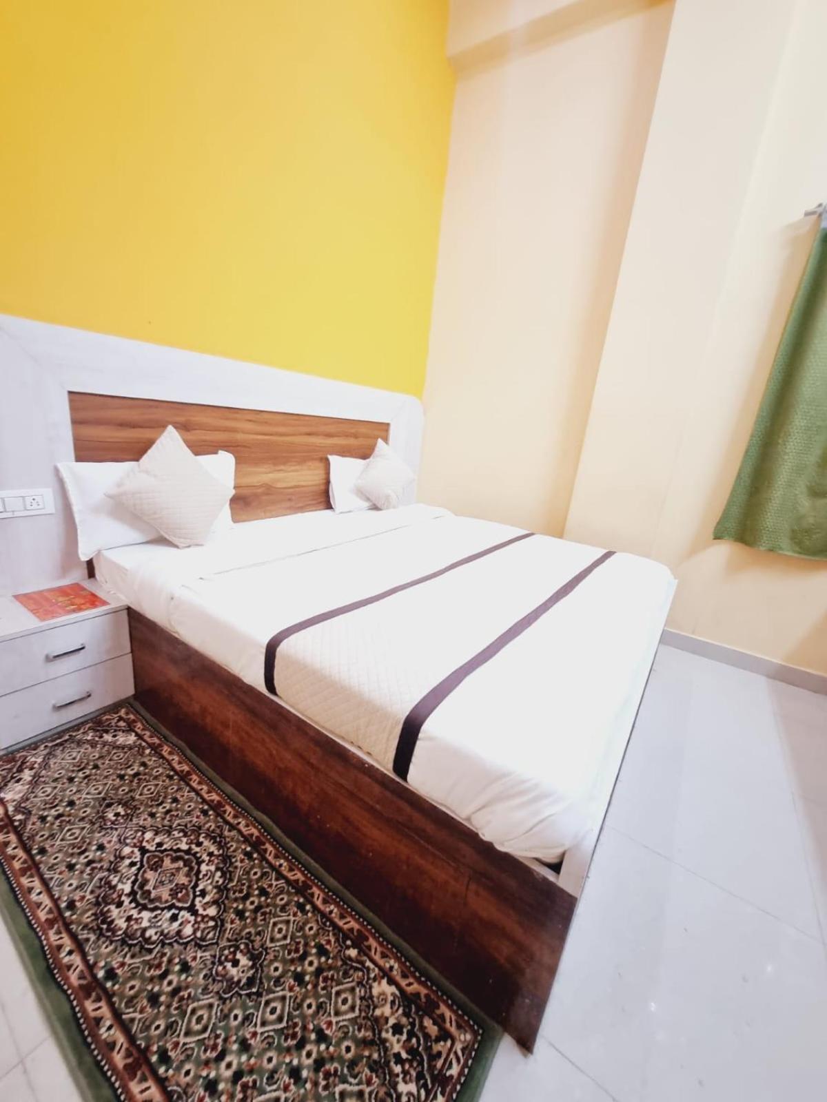 Homestay Great Divine - Location- In House Parking- Free 5g Wifi
